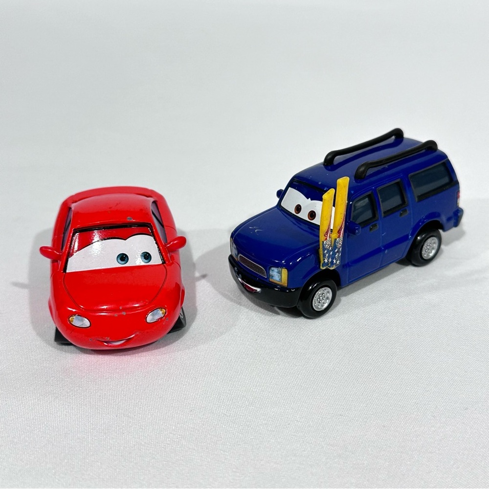 Disney Pixar Cars Race Fans M.A. Brake Drumm, Clutch Foster Die-cast Mattel